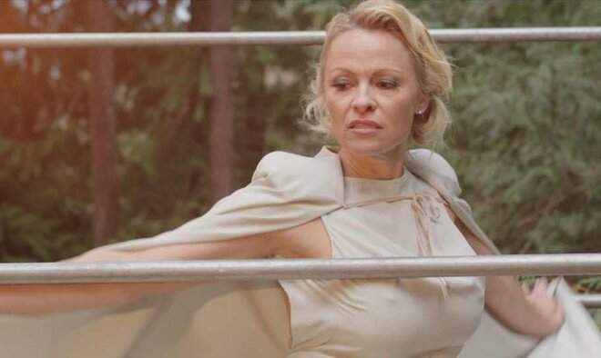 Памела Андерсон вернулась в кино