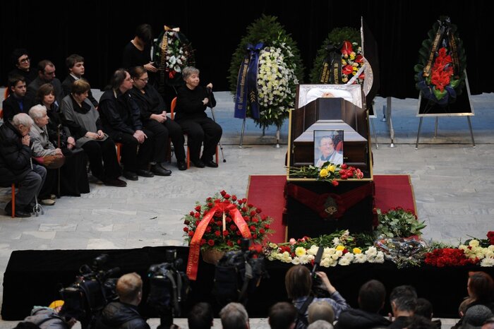 Похороны бориса клюева. Прощание с Борисом Клюевым в гробу.