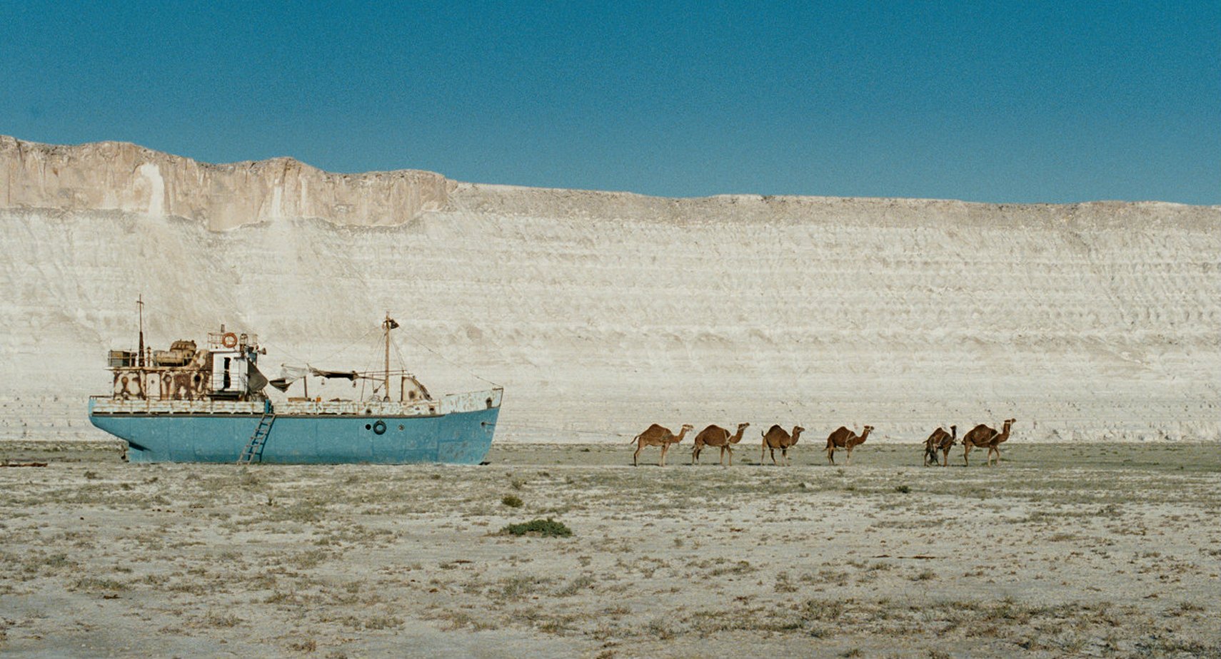 корабли в аральском море