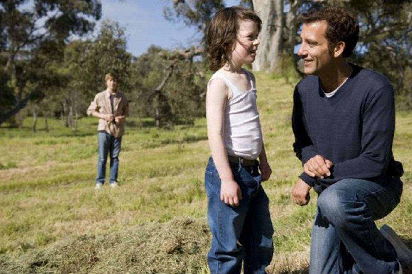 Грустный мальчик 1997. Мальчиков в которых рассказывается. Мальчиков в которых рассказывается. Краткий пересказ книг. Мальчиков в которых рассказывается.