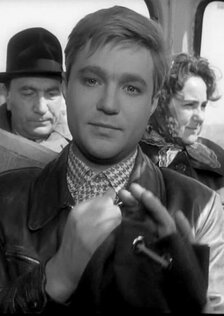 Мне двадцать лет