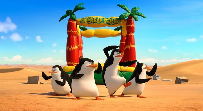 Касса четверга: «Сойка-пересмешница» уступает «Пингвинам Мадагаскара»