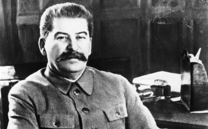 Смотрите «Сталин против Берии. Мингрельское дело» в онлайн-кинотеатре  «Фильм Про»
