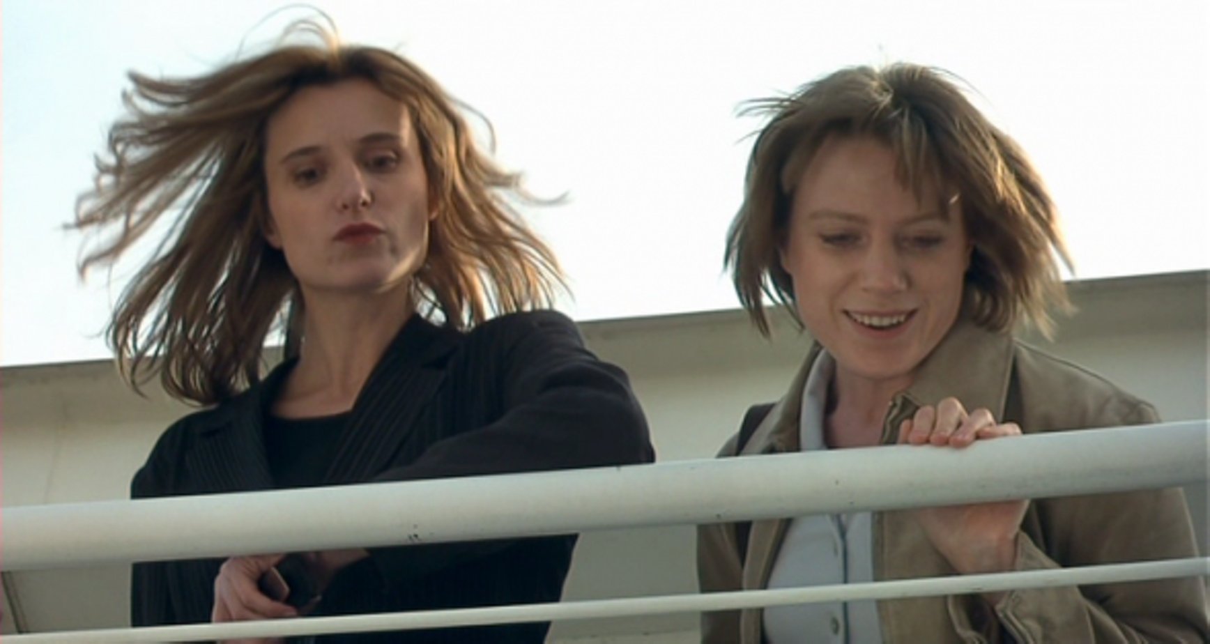 Карьеристки 1997. Katrin cartlidge. Карьеристки (1997), великобритания. Карьеристки 1997. Карьеристки 1997.