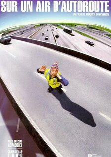 В придорожном воздухе