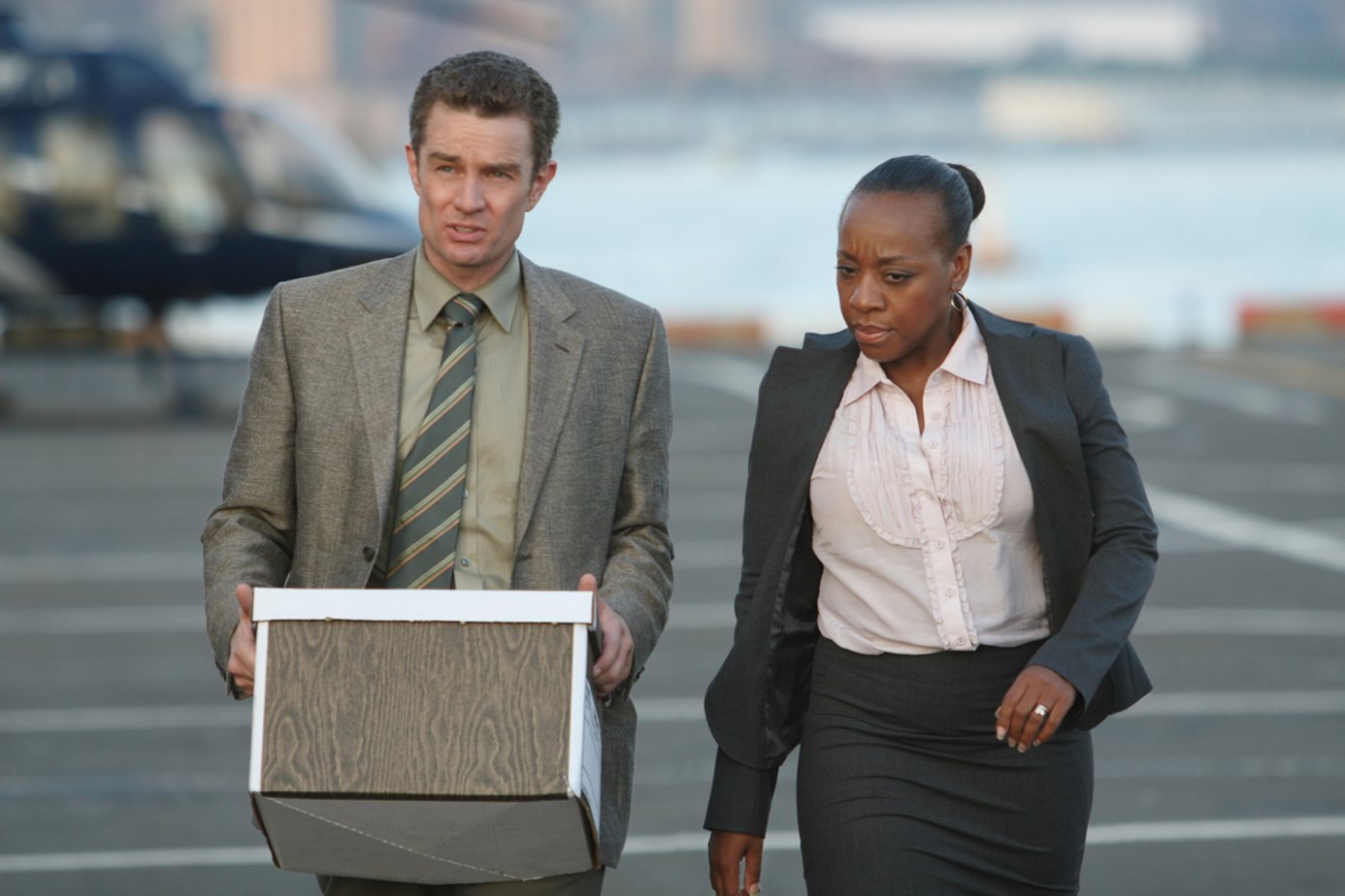 Кадры из фильма: Без следа (сериал 2002 – 2009)