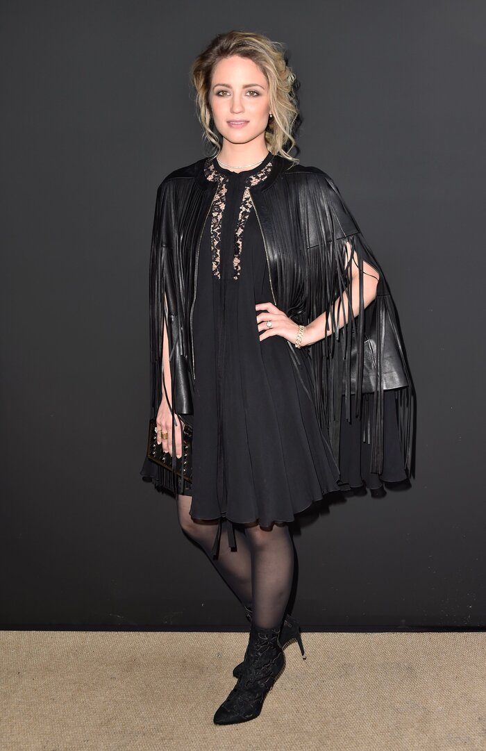 Фото дня: актриса Дианна Агрон удивила всех своим чёрным платьем