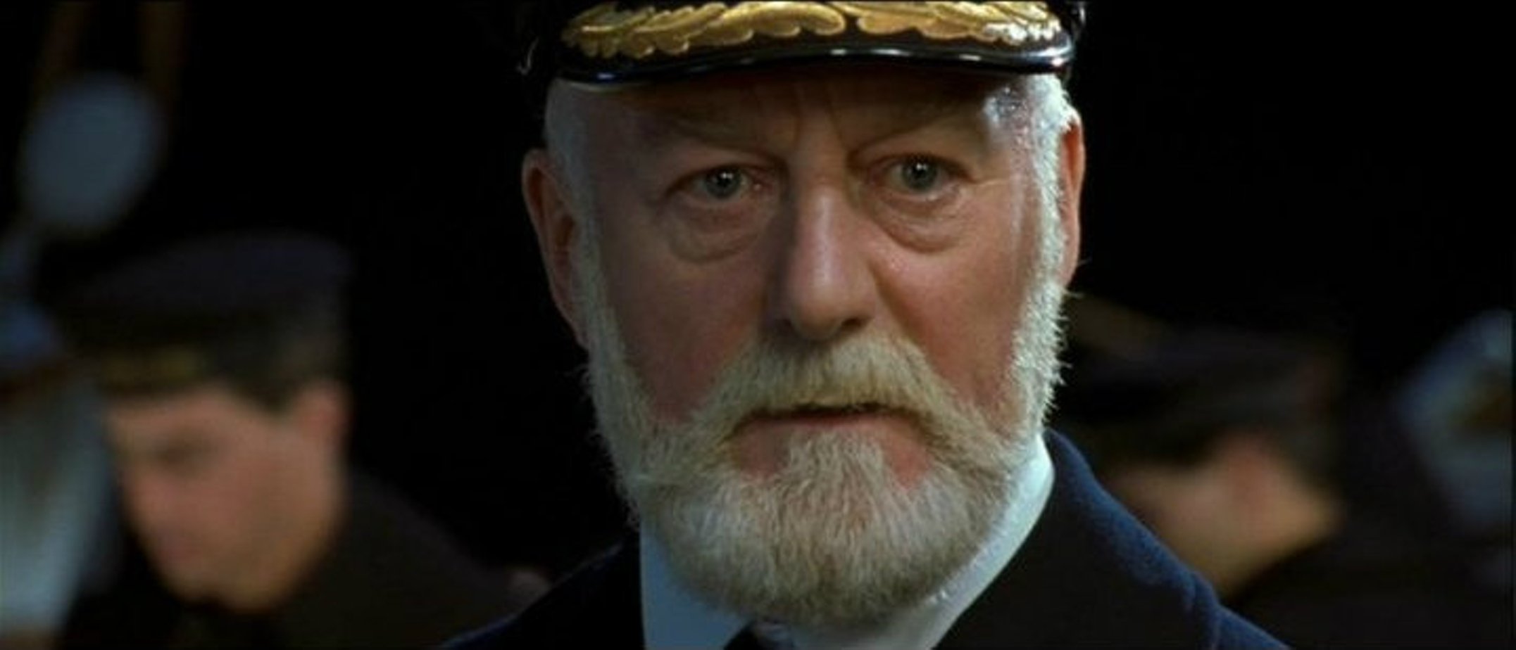 Туда где был капитаном корабля. Бернард Хилл Титаник. Титаник 1997 Смит. Титаник 1997 Капитан. Bernard Hill 1997 Титаник.