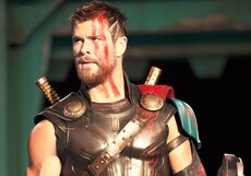 Крис Хемсворт подшутил над коллегами на съёмках «Мстителей 3». Видео
