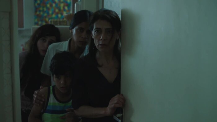 В Сирии (2017) — В Сирии. Трейлер №1 — Фильм Про