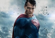 «Супермен» Генри Кавилл неудачно пошутил про изнасилования