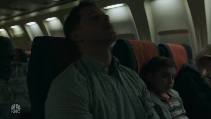 тайна рейса 914 самолет. самолёт приземлился спустя 5 лет фильм. рейс 914 pan american. манифест сериал 3 сезон. манифест сериал.