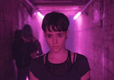 Смотрите новый трейлер детектива «Девушка, которая застряла в паутине»