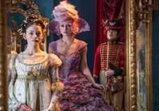 «Щелкунчик и четыре королевства»: смотрите фрагмент из фильма-сказки «Дисней»