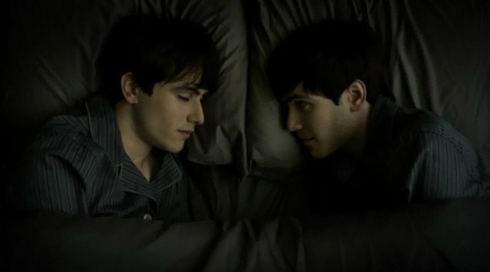 близнецы убийцы трейлер. саманта дроук близнецы убийцы. сет тримбл близнецы-убийцы. эдмунд и гари энтин. фильм ужасов близнецы убийцы.