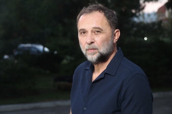 «Я не хотел делать Мартынова однозначно виноватым»: Бакур Бакурадзе — о своём новом фильме «Лермонтов»