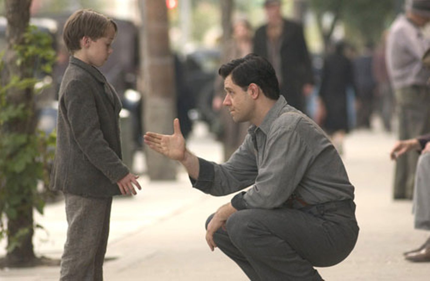 Нокдаун рассел. Нокдаун / Cinderella man (2005). Рассел Кроу нокдаун. Рассел Кроу 2005.